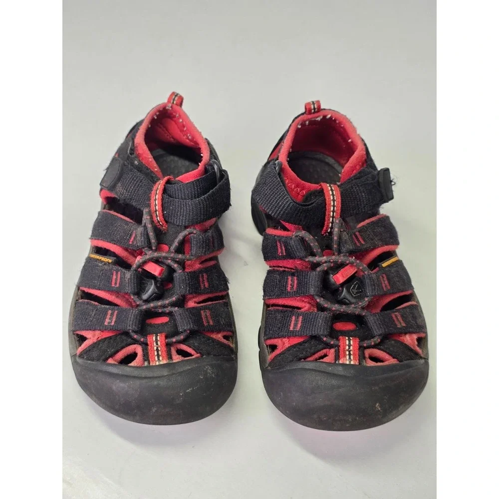 Keen‎ Newport H2 Little Kids Size 12 Black Red Outdoor Water Hiking Sandals